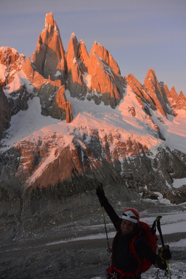 morning opposite Cerro torre